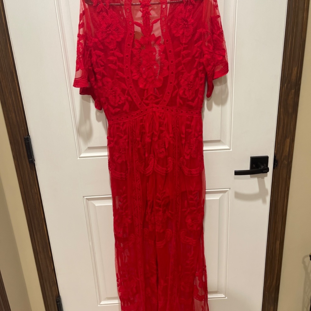 Red lace romper - Picture 5 of 5